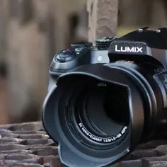 Panasonic FZ7 vs Panasonic FZ300 - analiza różnic między aparatami
