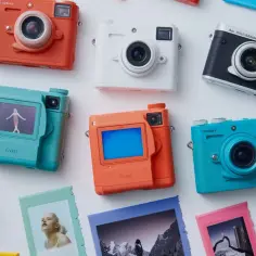 Instax: Jak wybrać najlepszy aparat i drukarkę? Poradnik