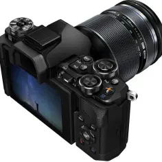 Olympus OM-D E-M5 Mark II - bezlusterkowiec dla profesjonalistów