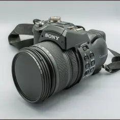 Sony F828: Kultowy aparat cyfrowy wart zakupu? Retrospekcja